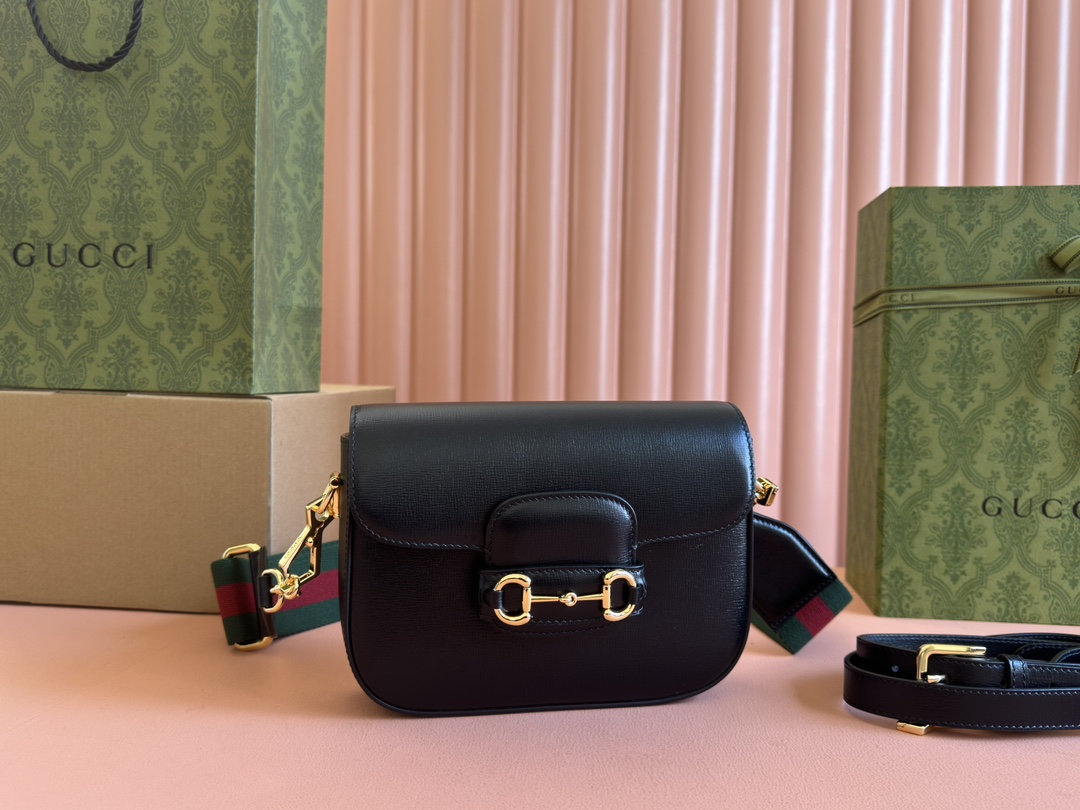 Gucci Satchel Bags